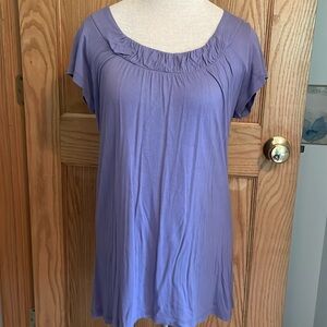 Daisy Fuentes dark lilac short sleeve shirt with scoop and gathered  neckline